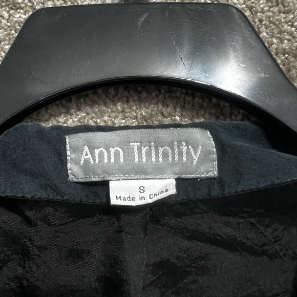 Ann Trinity Woman’s 100% Silk Evening Jacket Blazer Embellished Size Small - Picture 2 of 11